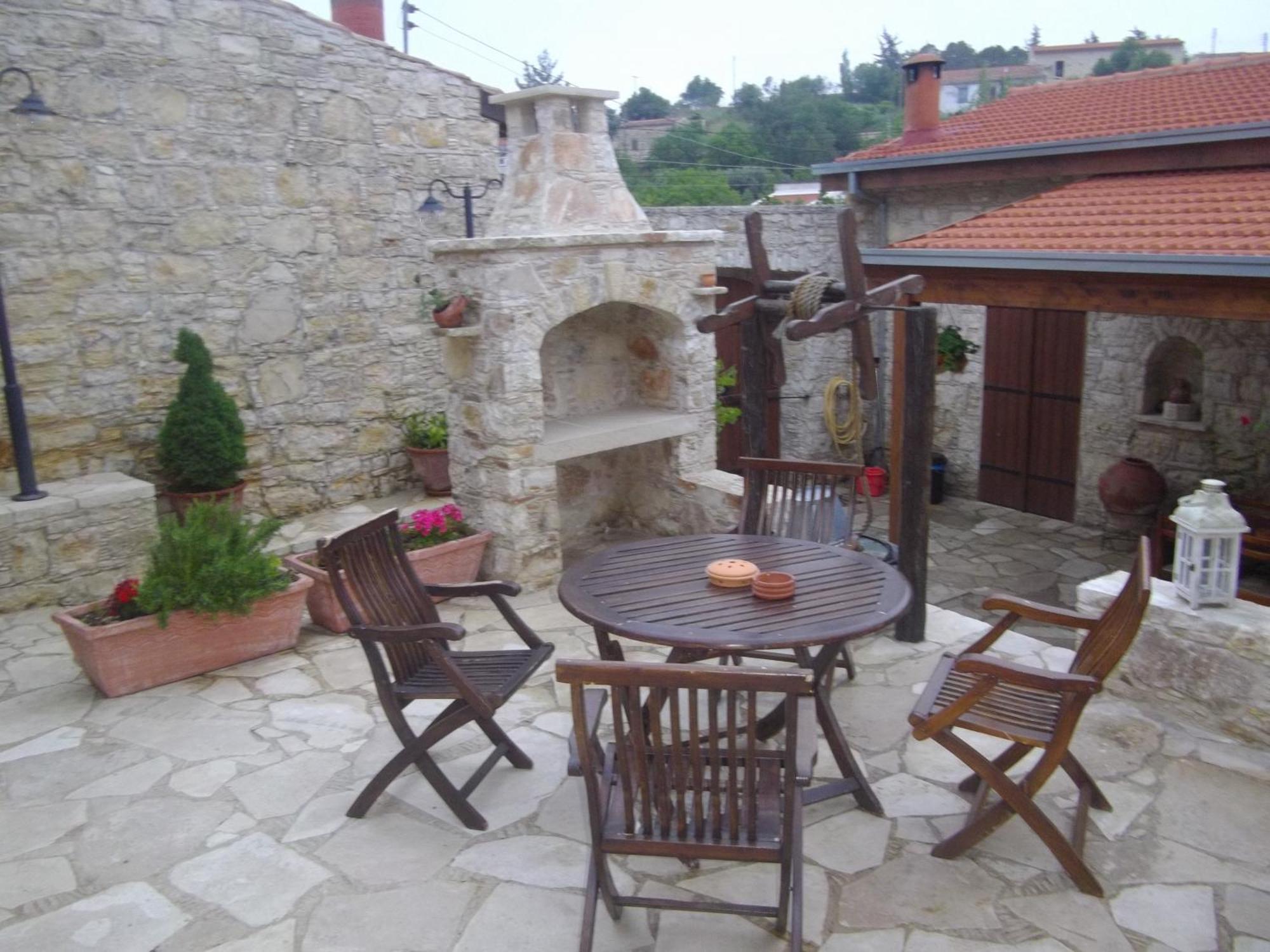 Xenios Cottages Lofou Room photo